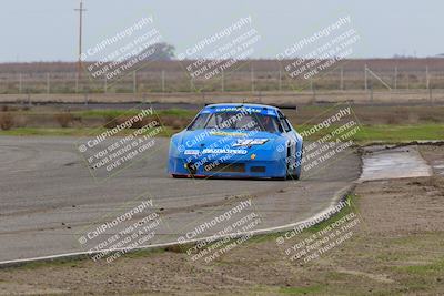 media/Jan-15-2023-CalClub SCCA (Sun) [[40bbac7715]]/Group 6/Qualifying (Sweeper)/